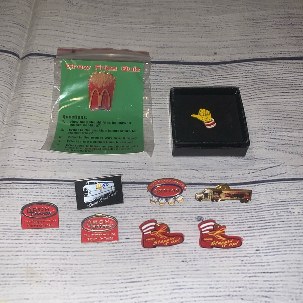 McDonald’s Vintage Pin Bundle (9)